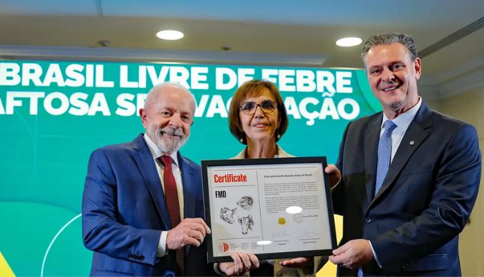 © Ricardo Stuckert/PR Lula recebe certificado de país livre da febre aftosa
